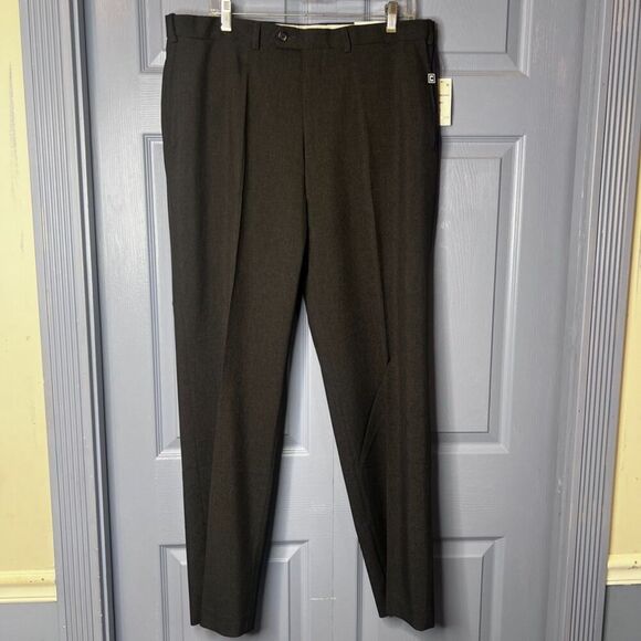 Chaps NWT Total Comfort Performance Series Dress Pants Trousers Grey Size 36/32 - Picture 9 of 13
